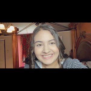 Meet your Posher, Isabela